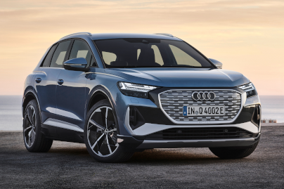 アウディ 2022 Q4 e-トロン 40 e-tron S line